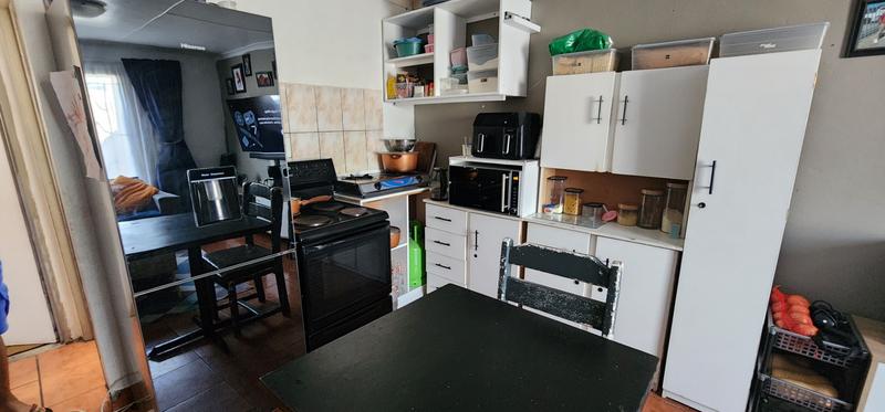 2 Bedroom Property for Sale in Delft Western Cape
